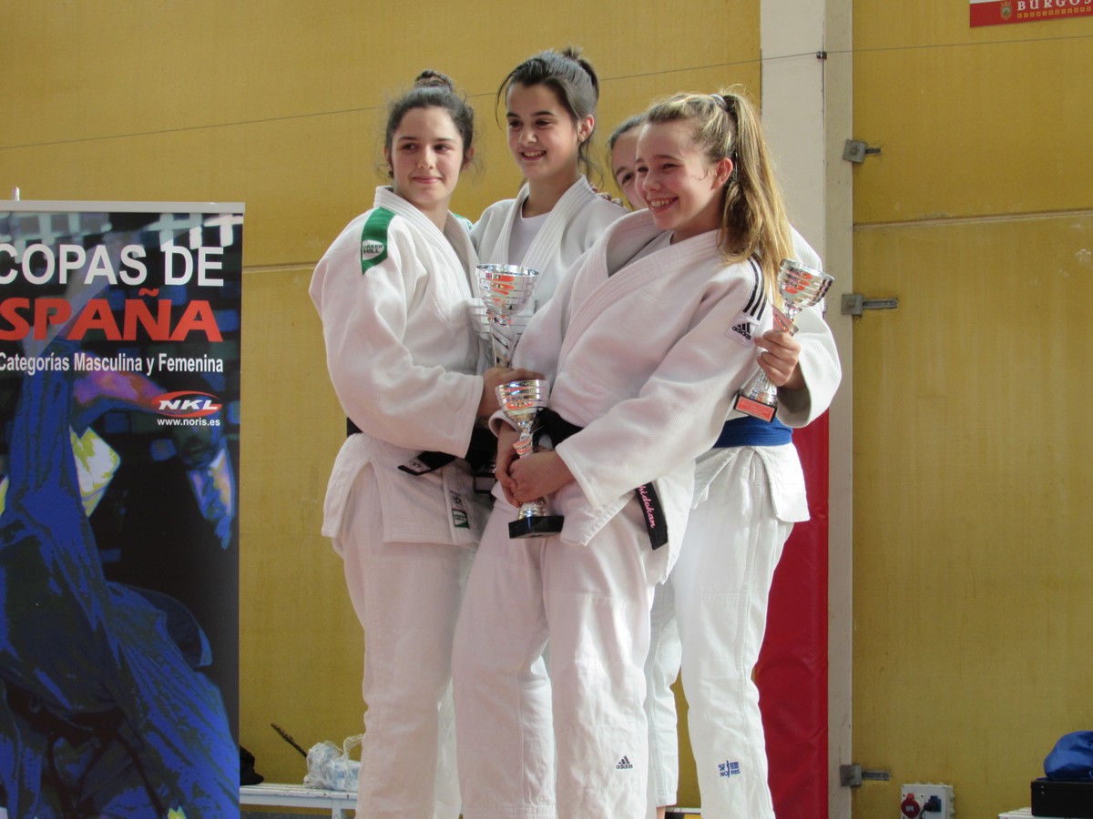 1 Oro, 2 Platas, un 5º y un 7º Puesto para los Navarros en Burgos. FOTOS.
